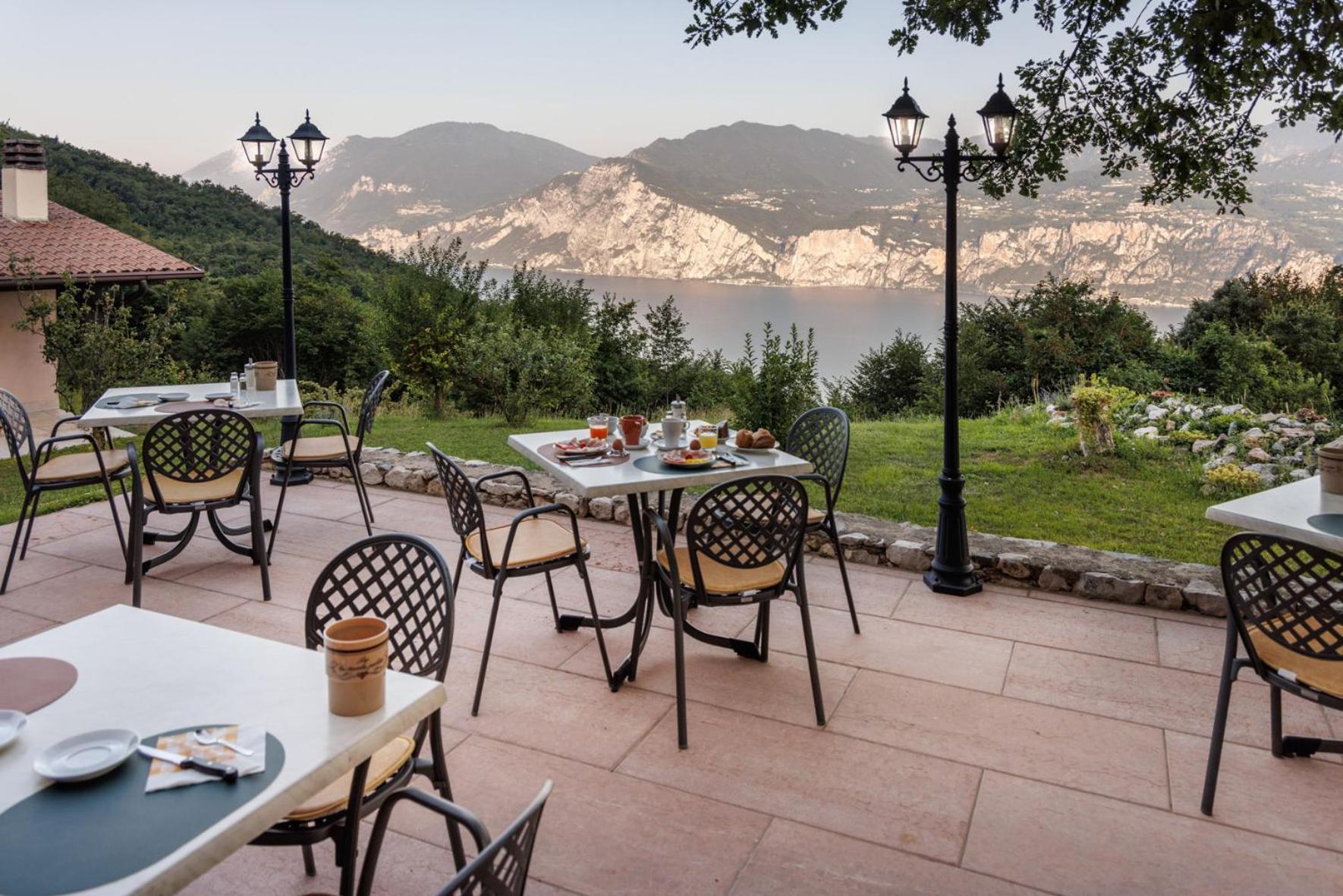 Agriturismo San Maggiore Malcesine Exterior photo